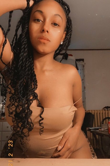 Photo nue de fuite OnlyFans de Lady J