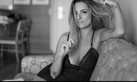 Photo nue de fuite OnlyFans de Carol Bernardi