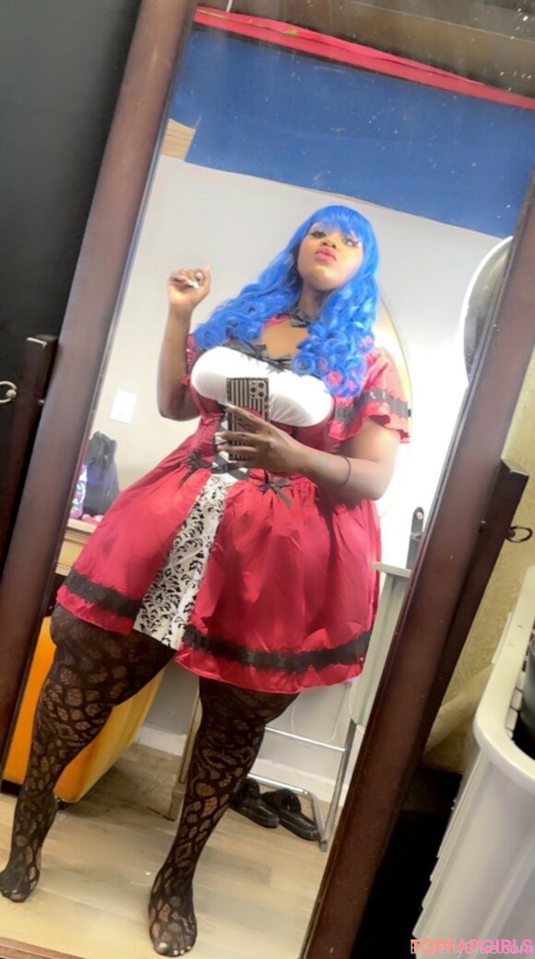 Photo nue de fuite OnlyFans de Beverlyblue3x #2 Photo nue de fuite OnlyFans de Beverlyblue3x #2