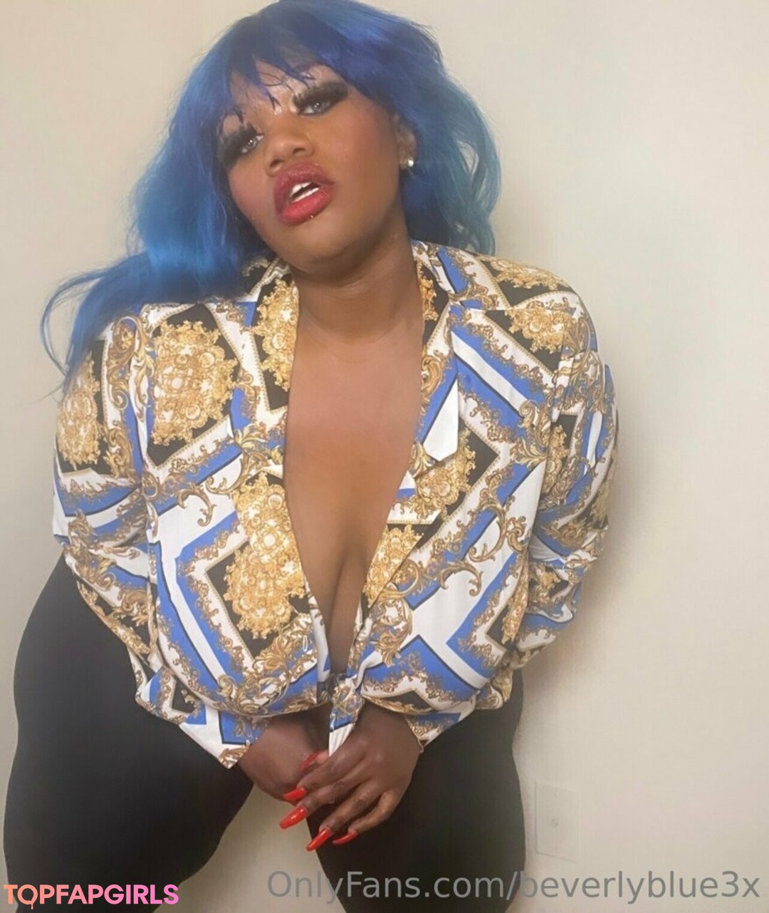 Photo nue de fuite OnlyFans de Beverlyblue3x #311 Photo nue de fuite OnlyFans de Beverlyblue3x #311