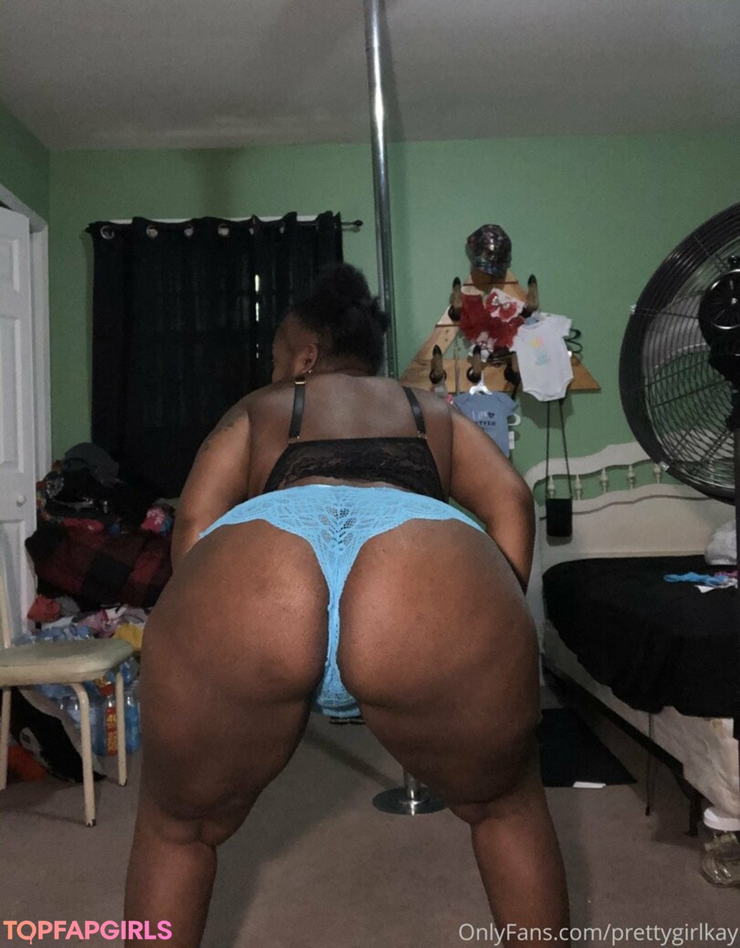 Photo nue de fuite OnlyFans de Famousstarkmarie #92 Photo nue de fuite OnlyFans de Famousstarkmarie #92