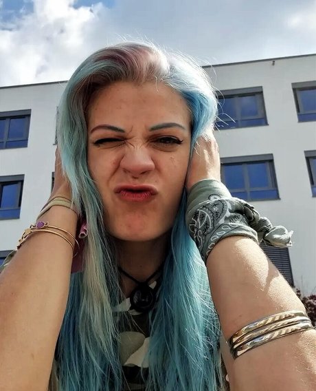 Photo nue de fuite OnlyFans de Caroline Haas