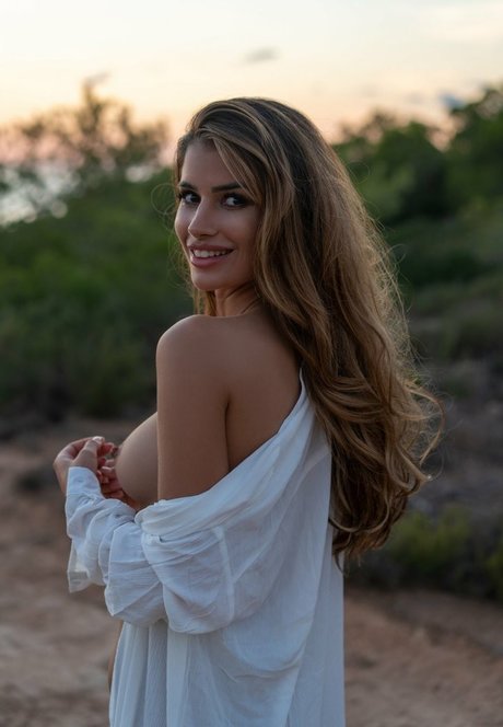 Photo nue de fuite OnlyFans de Laura Schultz
