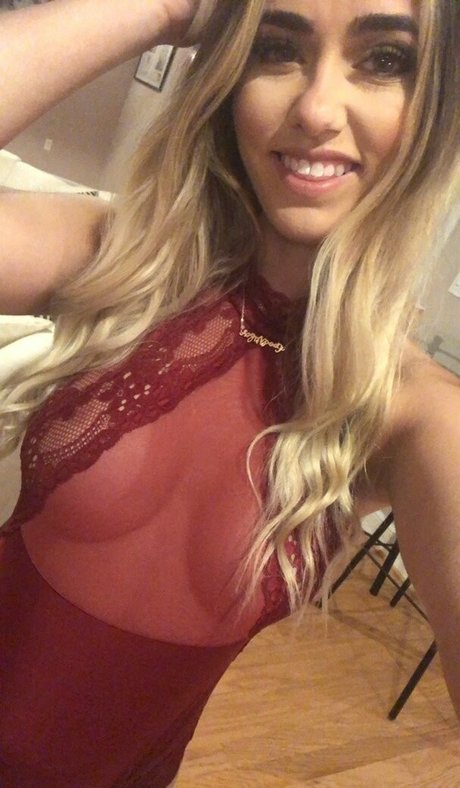 Photo nue de fuite OnlyFans de Mizroseexposed