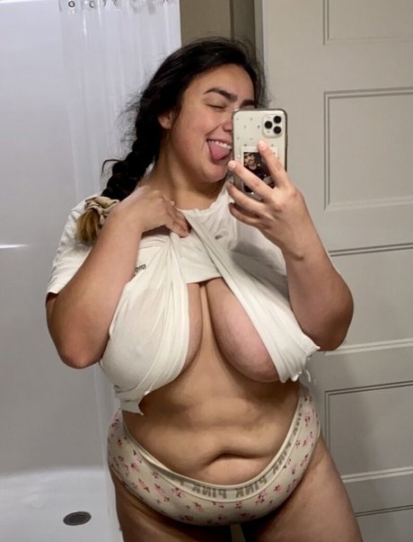 Jazminealeahh