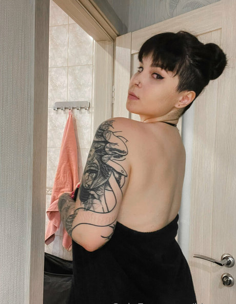 Kira_aa