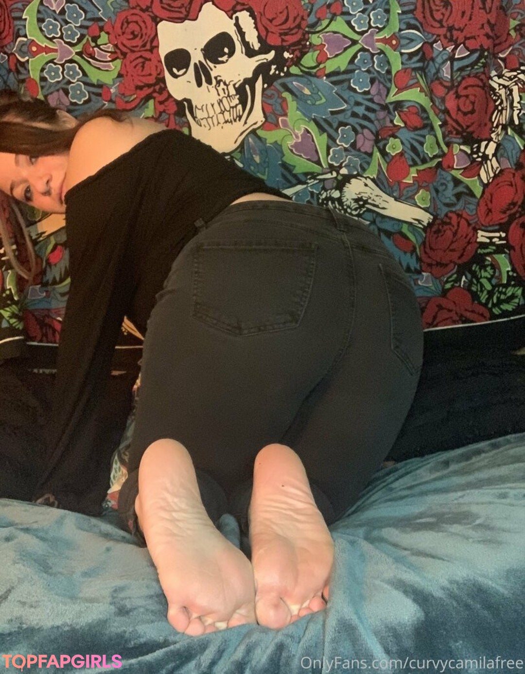 Photo nue de fuite OnlyFans de Curvycamilafree #58 Photo nue de fuite OnlyFans de Curvycamilafree #58