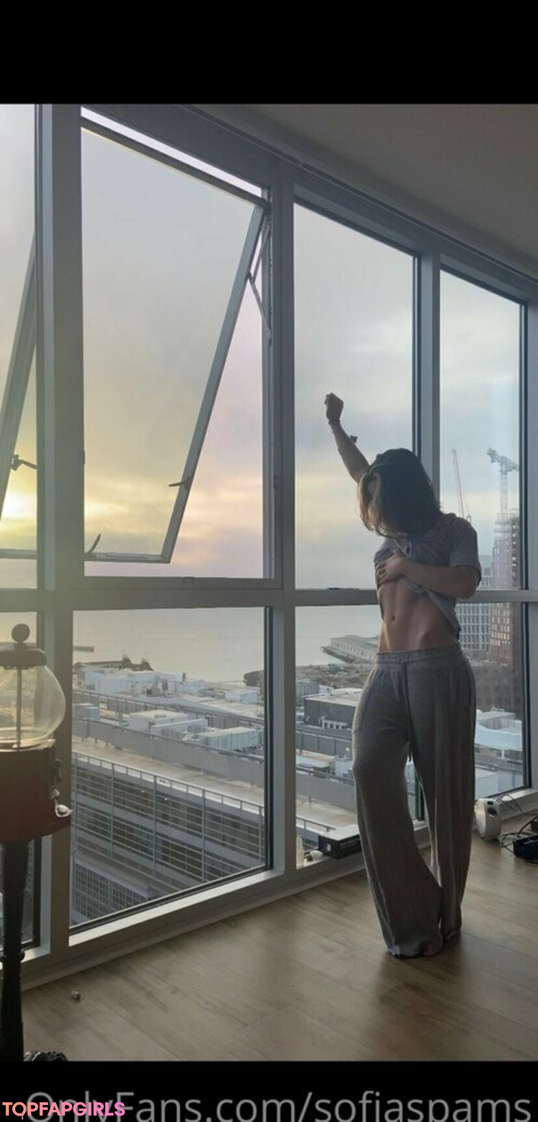 Photo nue de fuite OnlyFans de Sofia Porzio #146 Photo nue de fuite OnlyFans de Sofia Porzio #146