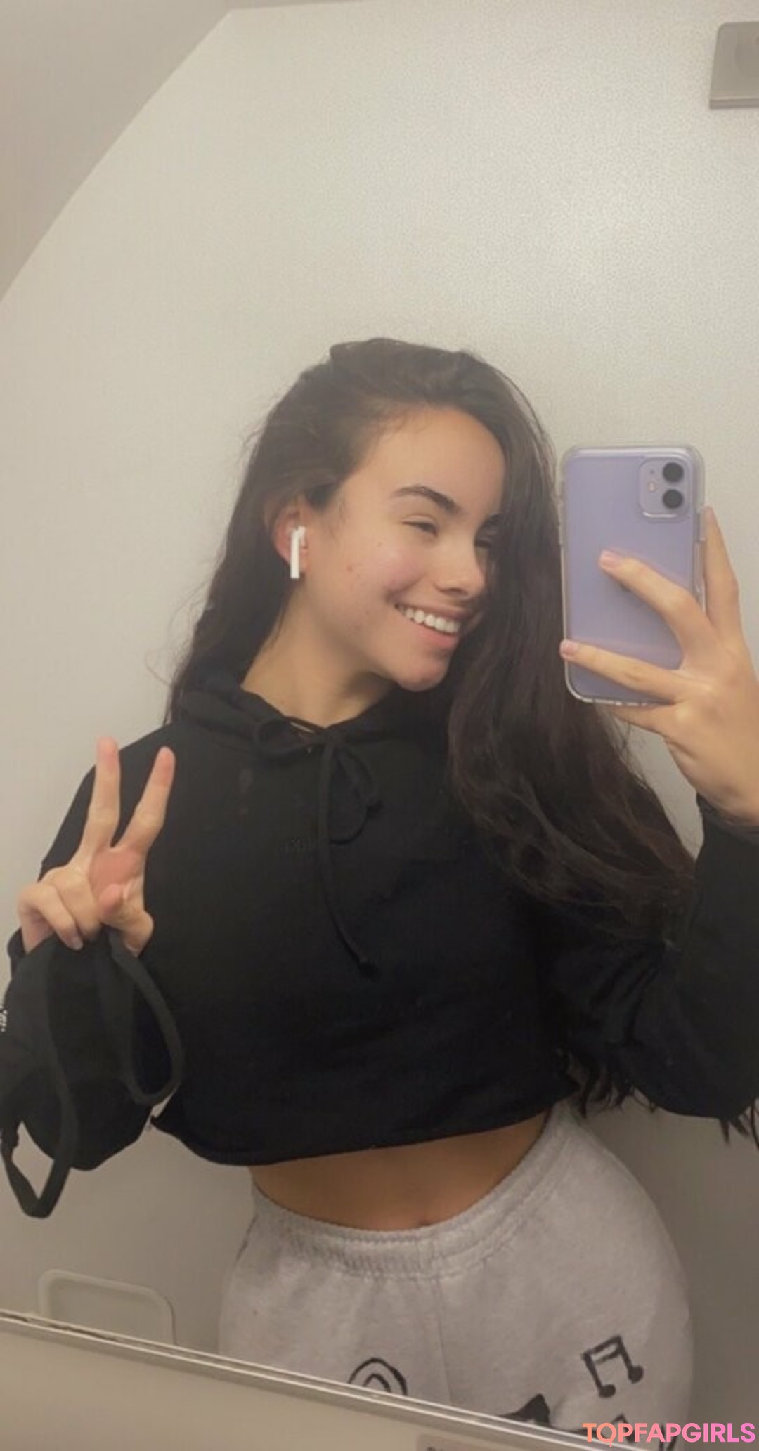 Photo nue de fuite OnlyFans de Sofia Porzio #163 Photo nue de fuite OnlyFans de Sofia Porzio #163