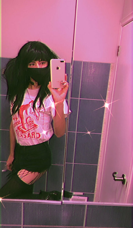 Tinysexilexi666