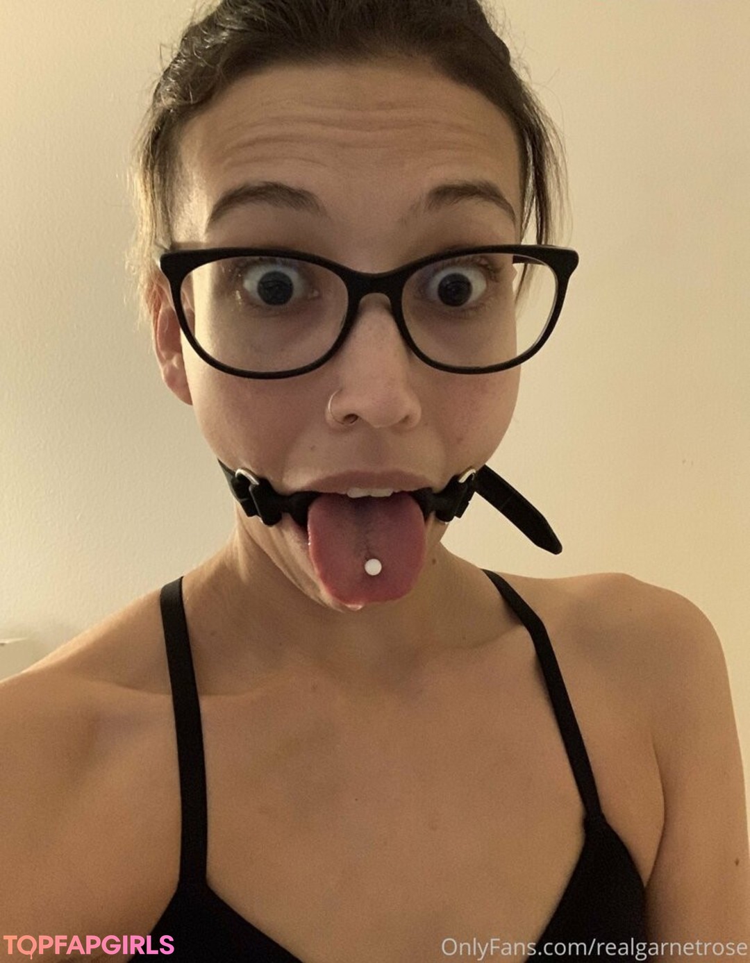 Photo nue de fuite OnlyFans de Realgarnetrose #409 Photo nue de fuite OnlyFans de Realgarnetrose #409