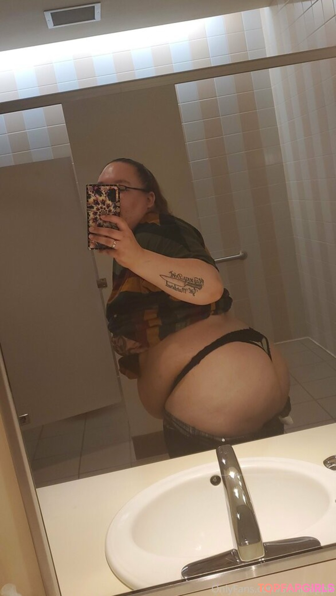 Photo nue de fuite OnlyFans de Sinnfulapple420 #17 Photo nue de fuite OnlyFans de Sinnfulapple420 #17