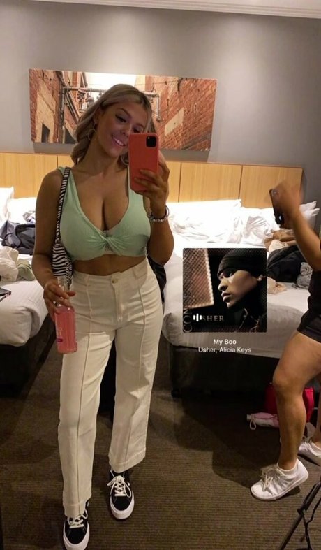 Chantelle A