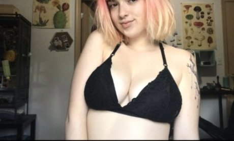 Photo nue de fuite OnlyFans de Xoearabella