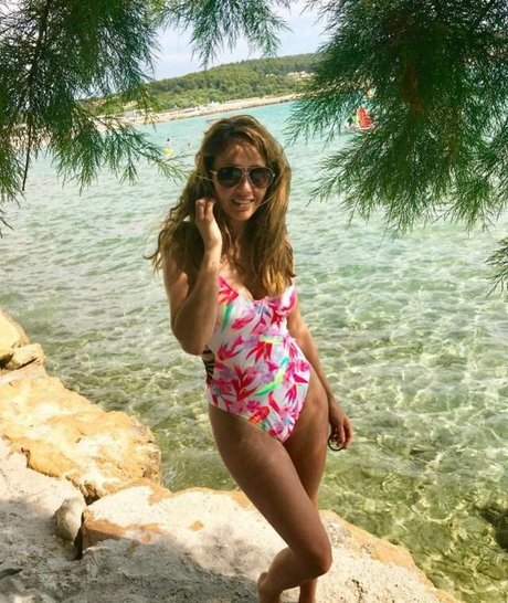 Samia Ghadie