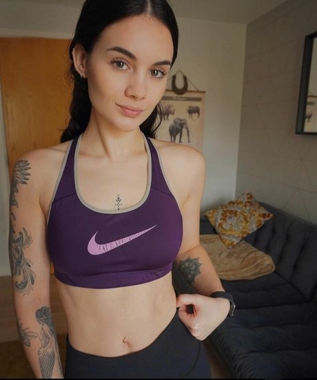 Photo nue de fuite OnlyFans de Sirenkahls