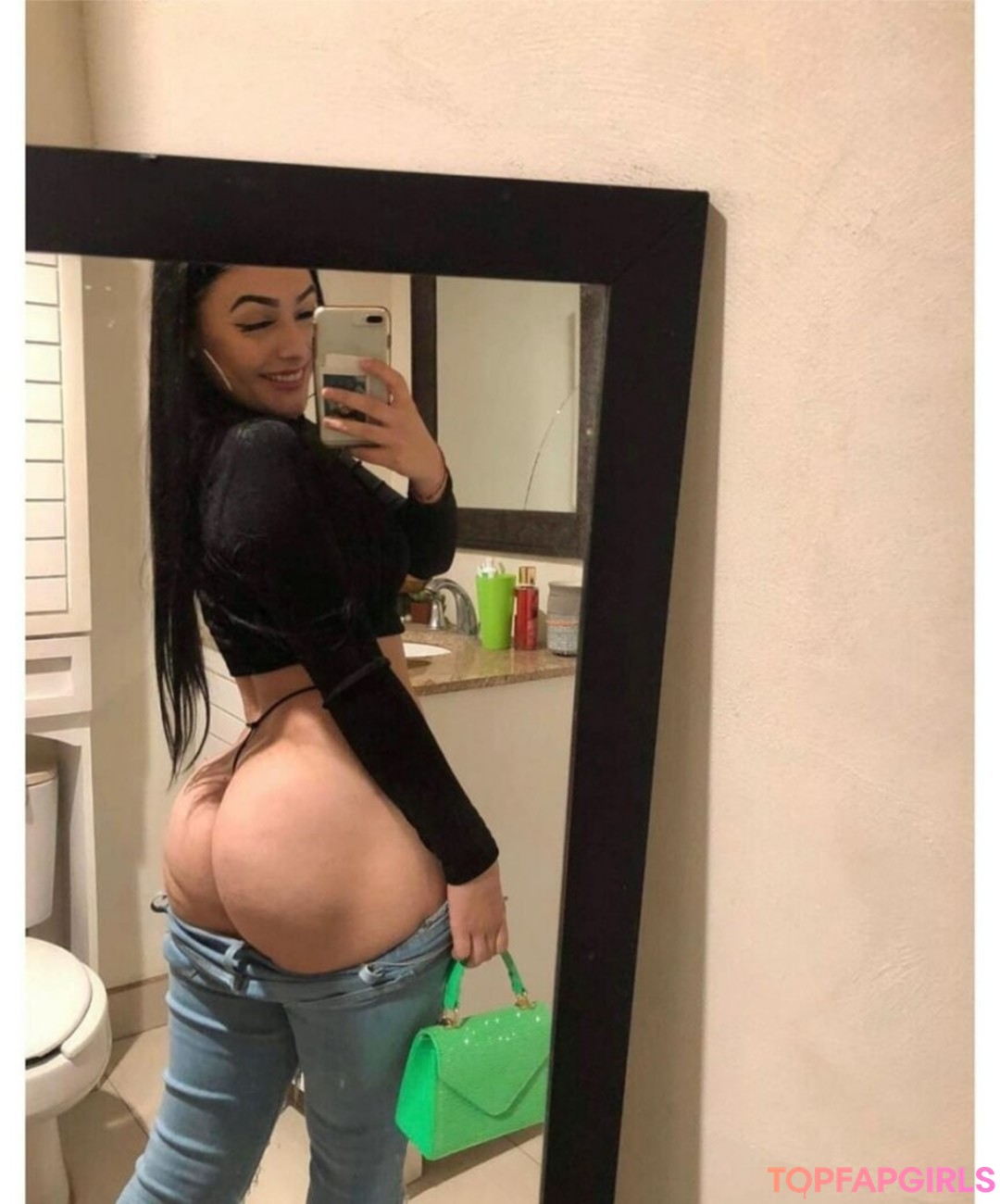 Photo nue de fuite OnlyFans de Diditafit #25 Photo nue de fuite OnlyFans de Diditafit #25