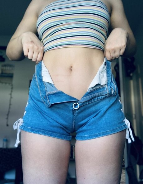 Photo nue de fuite OnlyFans de Peachymaxine