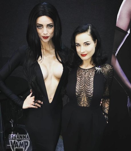 Leeanna Vamp