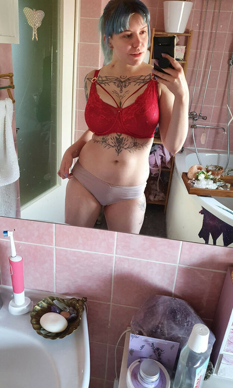Photo nue de fuite OnlyFans de Softcorecosplay