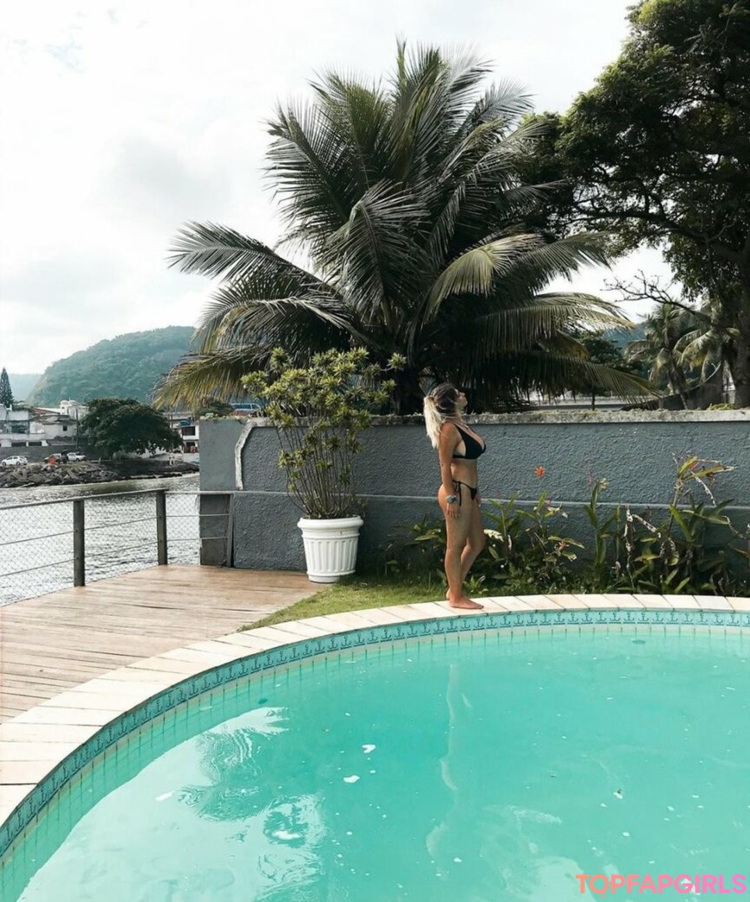Photo nue de fuite OnlyFans de Meredithblake #24 Photo nue de fuite OnlyFans de Meredithblake #24