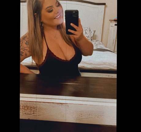 Photo nue de fuite OnlyFans de Lilly Zamora