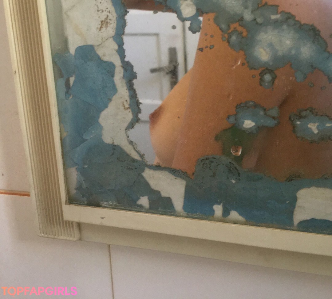 Photo nue de fuite OnlyFans de Lunarmaga #47 Photo nue de fuite OnlyFans de Lunarmaga #47