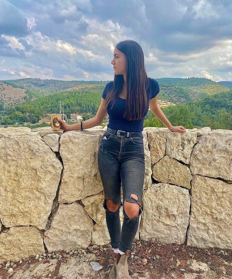 Sara Avni
