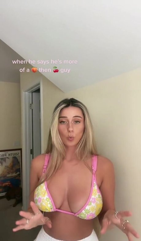 Photo nue de fuite OnlyFans de Maddie Hope