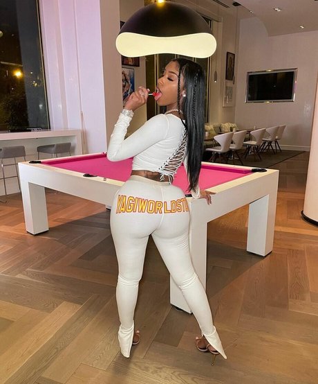 Photo nue de fuite OnlyFans de realamarie