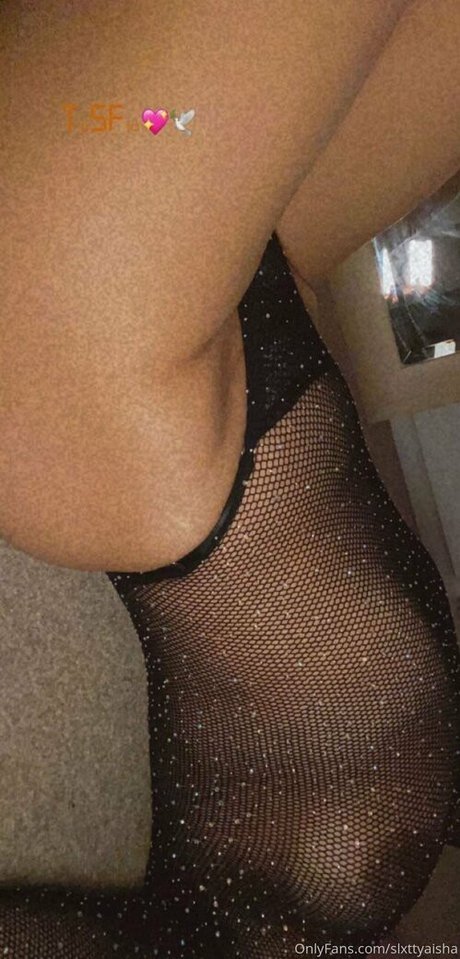 Photo nue de fuite OnlyFans de Aisha B