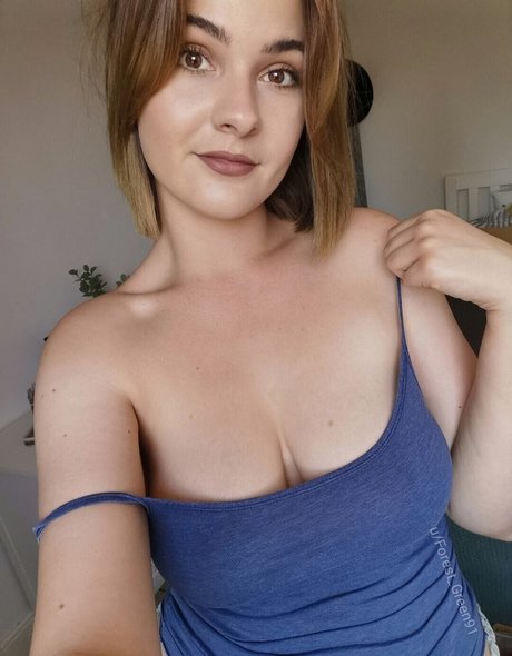 Photo nue de fuite OnlyFans de Forestgreen91