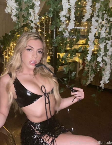 Photo nue de fuite OnlyFans de Allie Nicole
