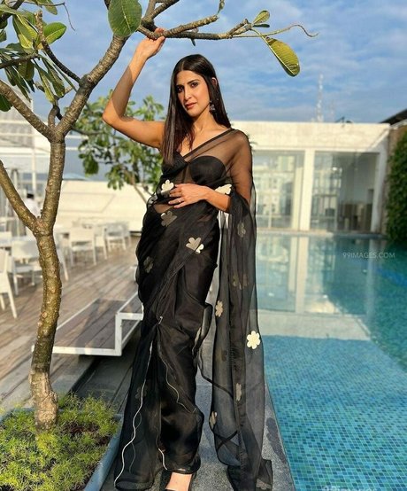 Aahana Kumra