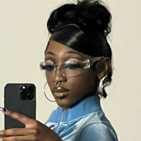 Photo nue de fuite OnlyFans de Imani