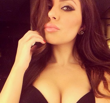 Photo nue de fuite OnlyFans de Uldouz Wallace