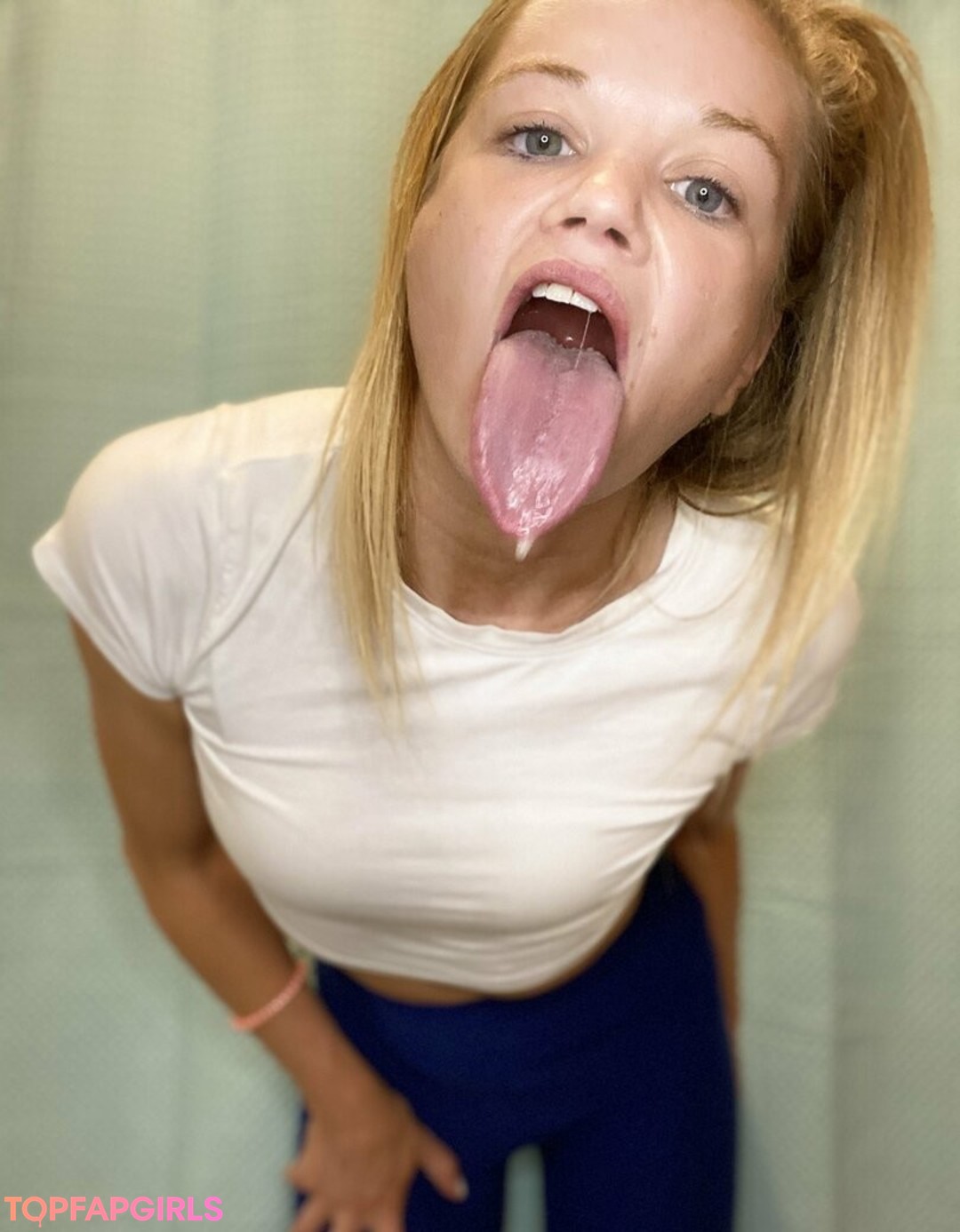 Photo nue de fuite OnlyFans de Katelynlongtongue #12 Photo nue de fuite OnlyFans de Katelynlongtongue #12