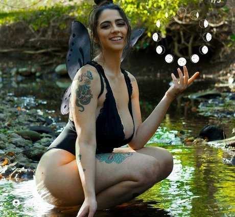 Photo nue de fuite OnlyFans de Danarhakos