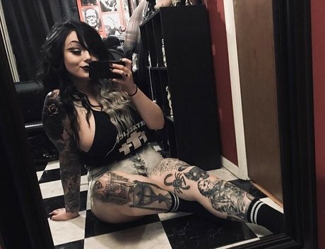 Photo nue de fuite OnlyFans de Screamqueen68