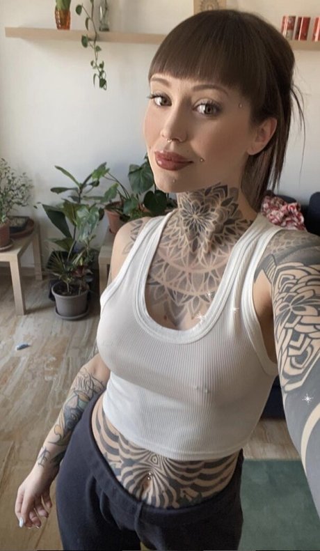 Photo nue de fuite OnlyFans de Eleperuffo