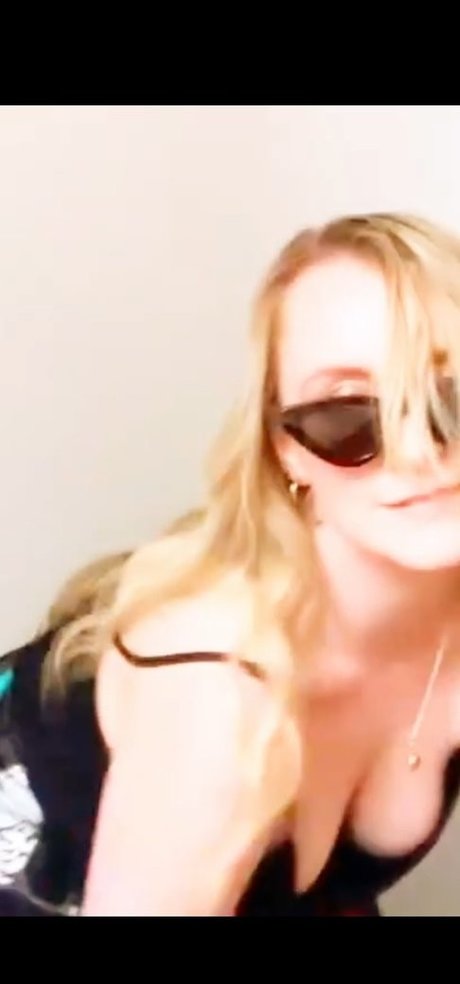 Evanna Lynch