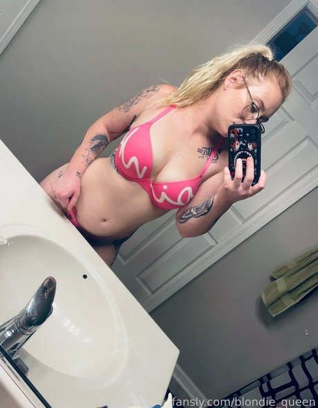 Photo nue de fuite OnlyFans de Blondiequeen