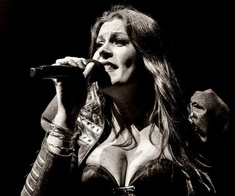 Photo nue de fuite OnlyFans de Womenmetal