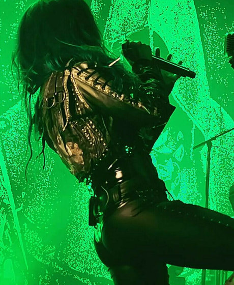 WomenMetal