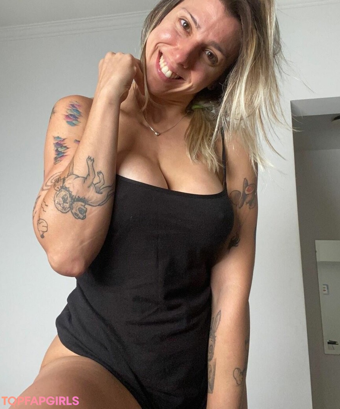 Photo nue de fuite OnlyFans de Godsandmonstersok #2 Photo nue de fuite OnlyFans de Godsandmonstersok #2