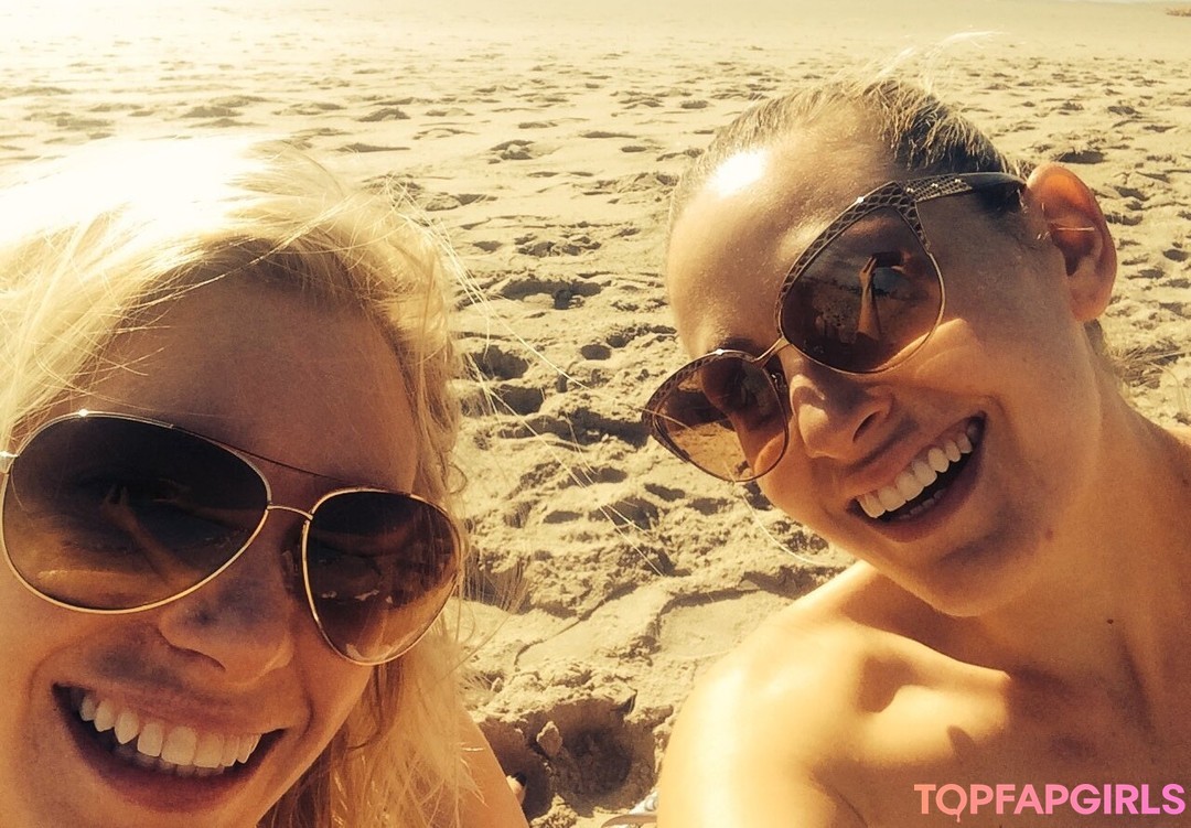 Photo nue de fuite OnlyFans de Olivia Lee #25 Photo nue de fuite OnlyFans de Olivia Lee #25