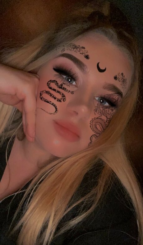 Photo nue de fuite OnlyFans de Owlbie