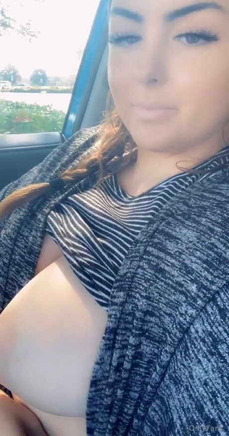 Photo nue de fuite OnlyFans de Iragebabe
