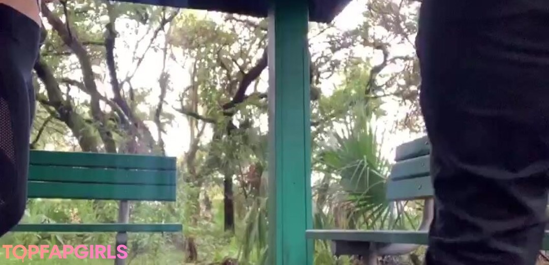 Photo nue de fuite OnlyFans de Sabrinaalexis #6 Photo nue de fuite OnlyFans de Sabrinaalexis #6