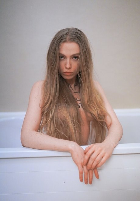 Photo nue de fuite OnlyFans de Sirisirililia